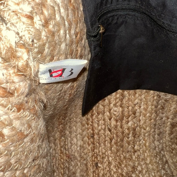 ‼️New America & Beyond Leopard Handwoven Jute Tan Tote with Tassels - Picture 5 of 9